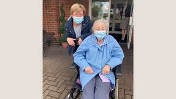 Nottingham care home Resident enjoys first day out with daughter for over a year